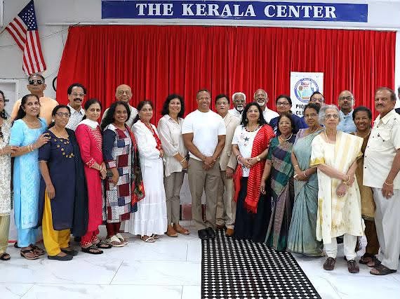 Legislador Solages conmemora el 4 de julio junto al Centro Cultural y Cívico Indio-Americano Kerala