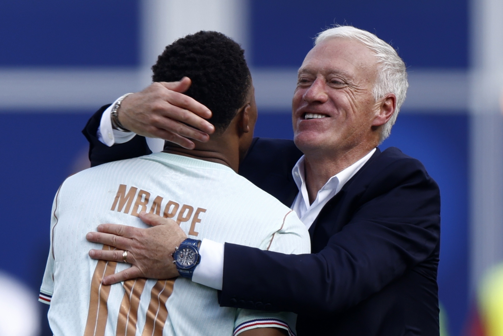Con goles de Mbappé y Dembélé la favorita Francia elimina a Marruecos y está en semifinales