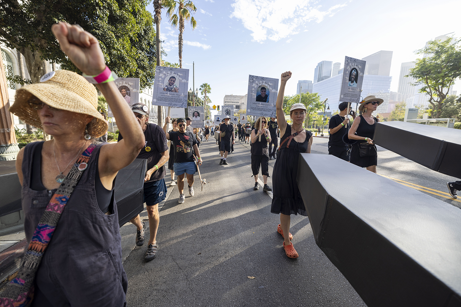 En protesta nacional piden justicia por inmigrantes muertos baleados por ICE