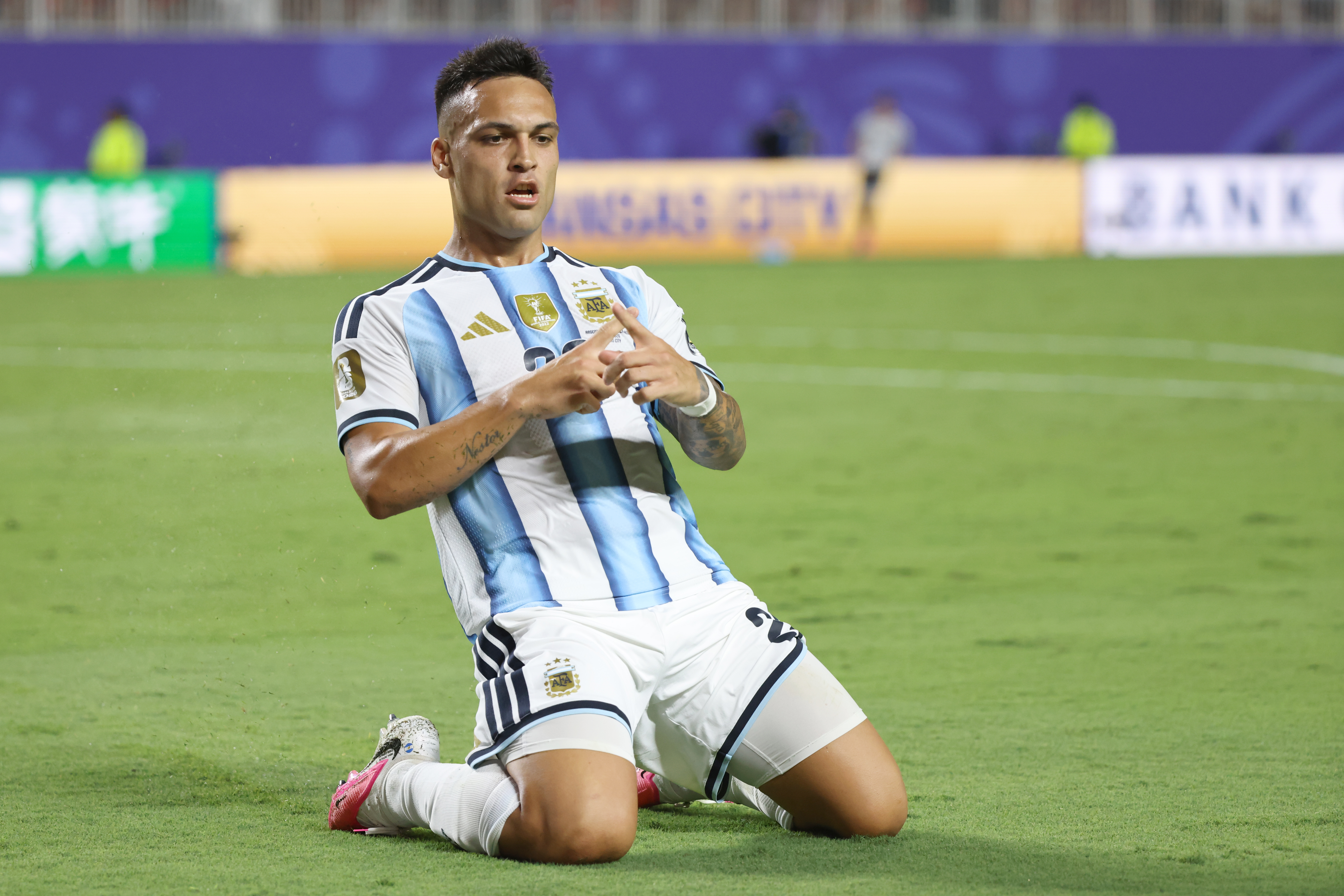 Golazo de Julián Álvarez mete a Argentina en "semis" donde chocará con Inglaterra