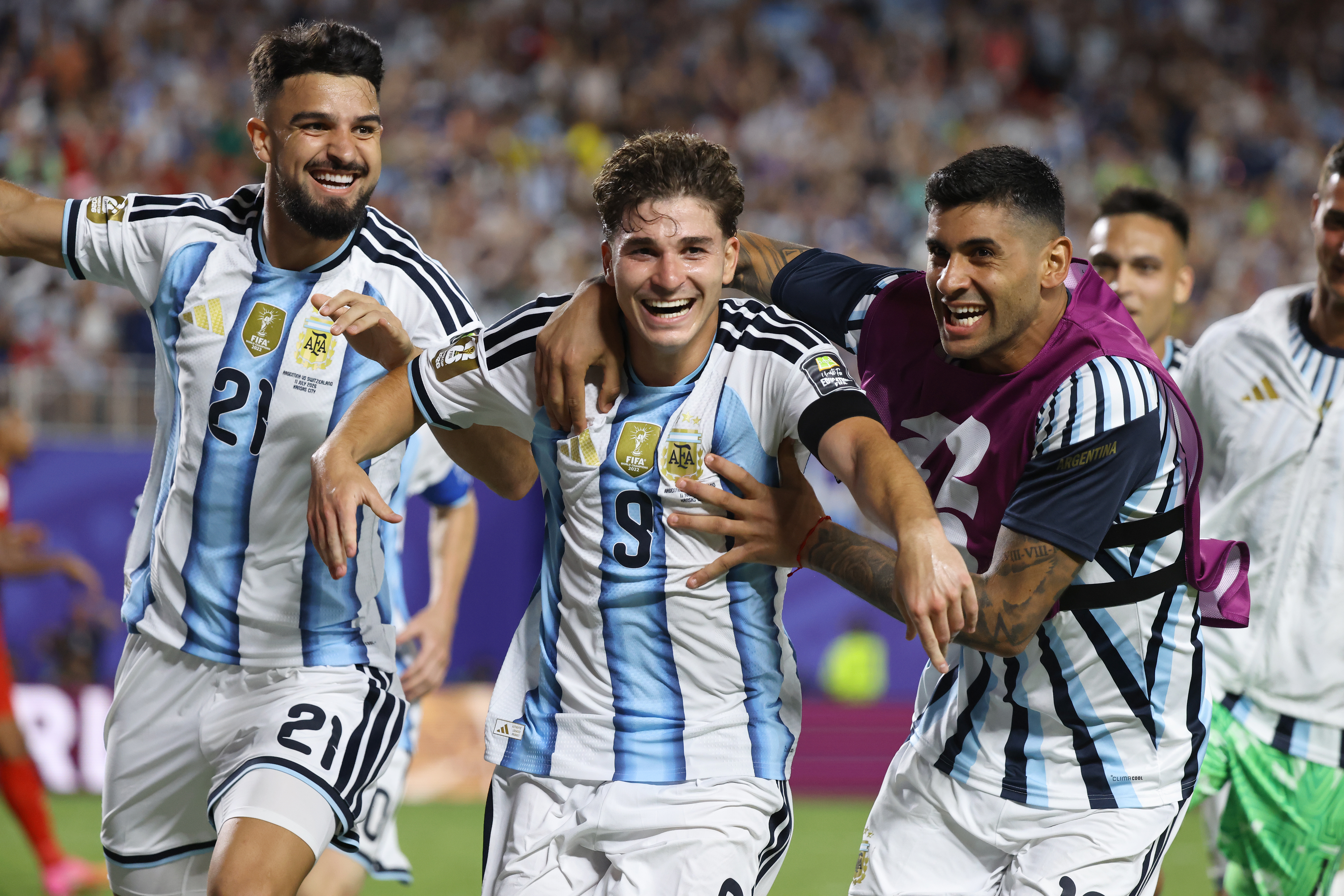 Golazo de Julián Álvarez mete a Argentina en "semis" donde chocará con Inglaterra