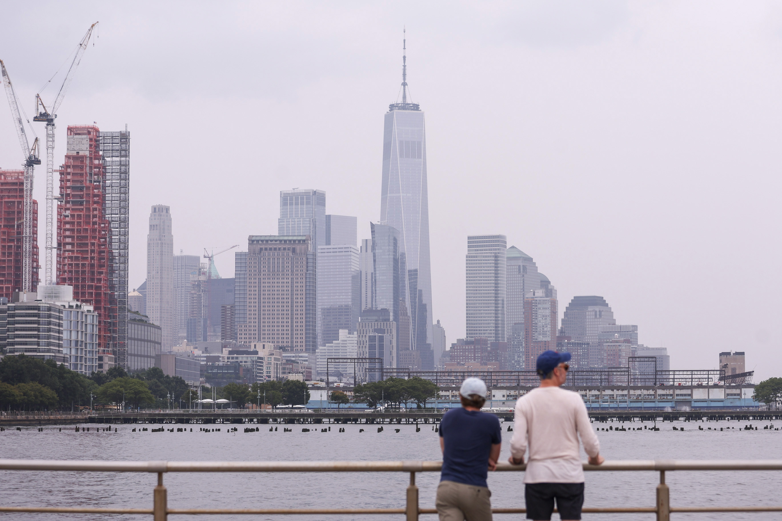 El humo y la mala calidad del aire persisten en Nueva York por los incendios en Canadá