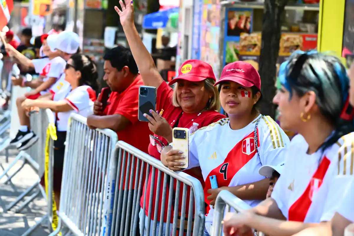 Desfile Internacional Peruano
