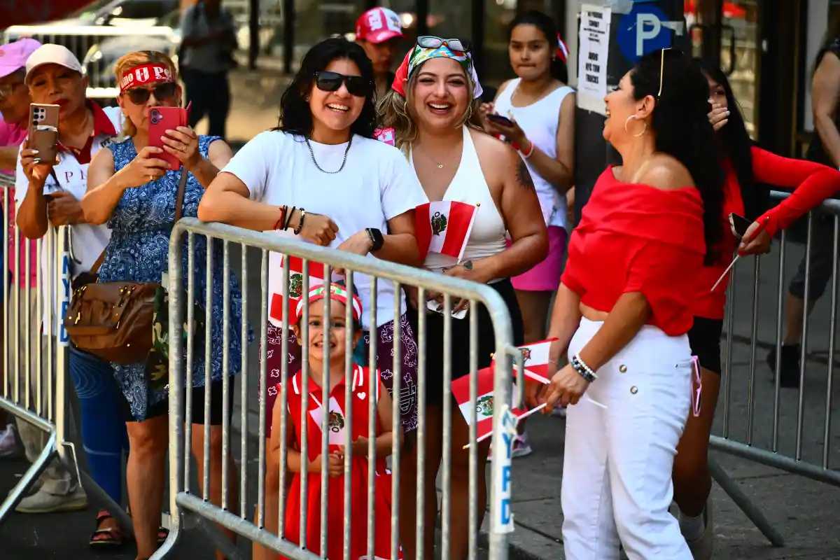 Desfile Internacional Peruano