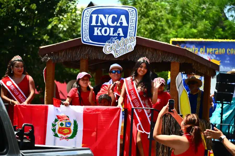 Desfile Internacional Peruano