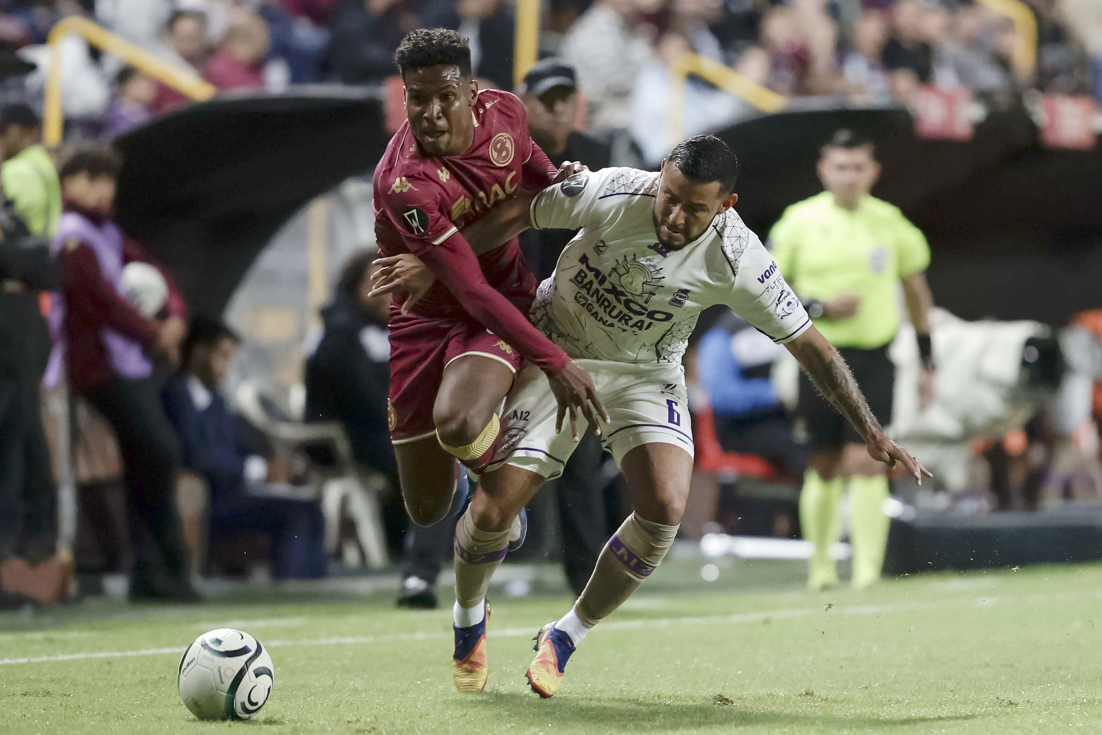'Ticos' del Saprissa pasan a 4tos. de la Copa Centroamericana