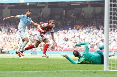 Arranca la Premier League con cobertura en español por Telemundo