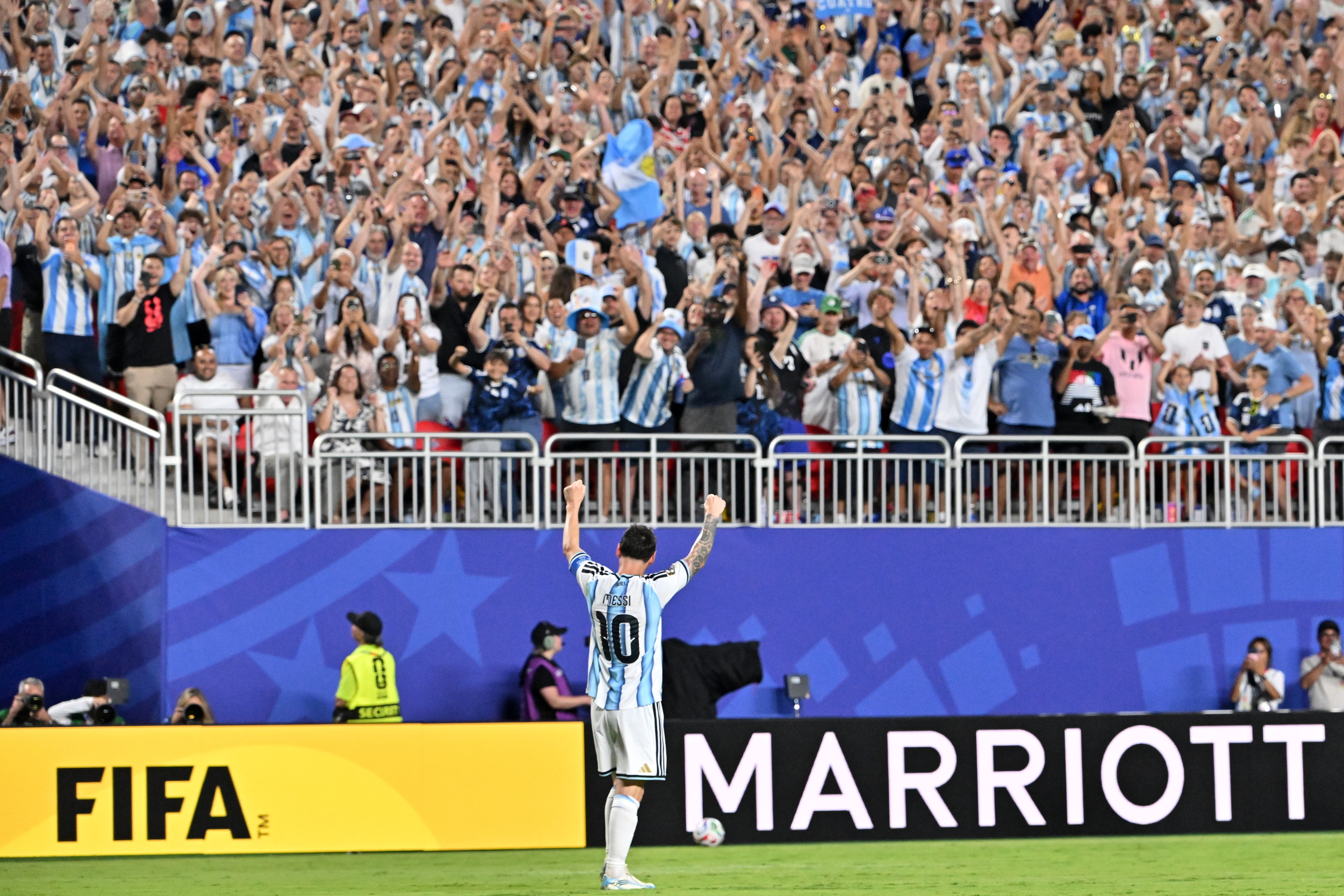Messi se retira de la selección de Argentina