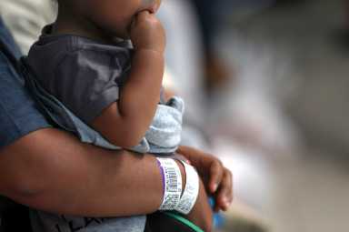 Unos 150.000 menores hijos de salvadoreños se verán afectados si EE.UU. cancela el TPS