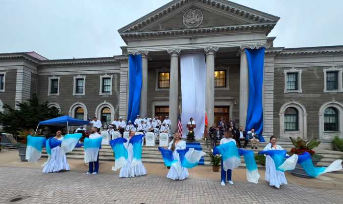 Condado de Nassau conmemora en grande el 20º aniversario del Día del Salvadoreño Americano
