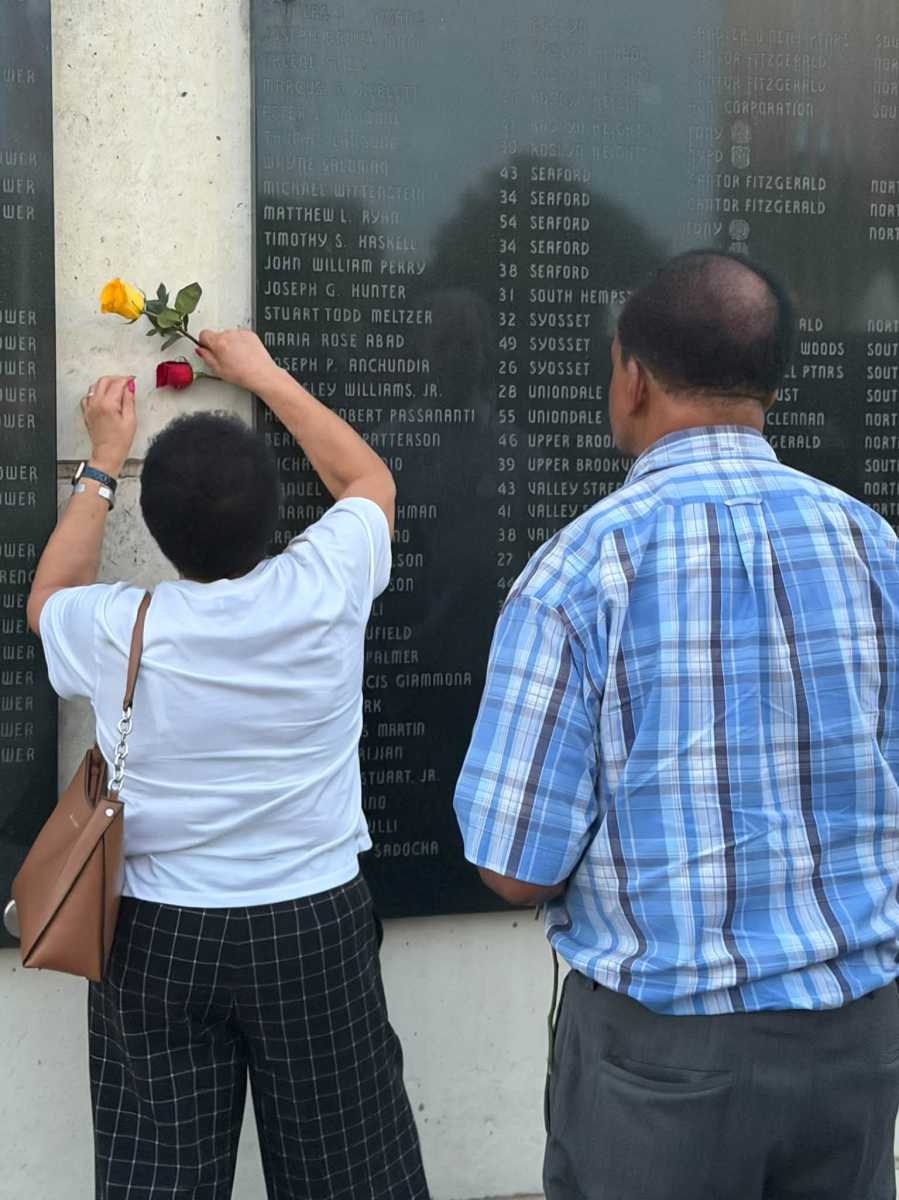 Realizan sentida conmemoración de los ataques del 9/11 en el Eisenhower Park
