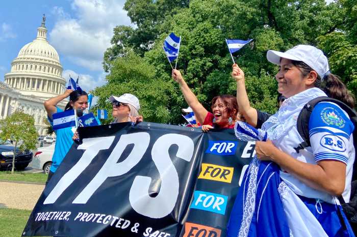 Estados Unidos mantiene vigente el TPS para salvadoreños hasta nuevo anuncio