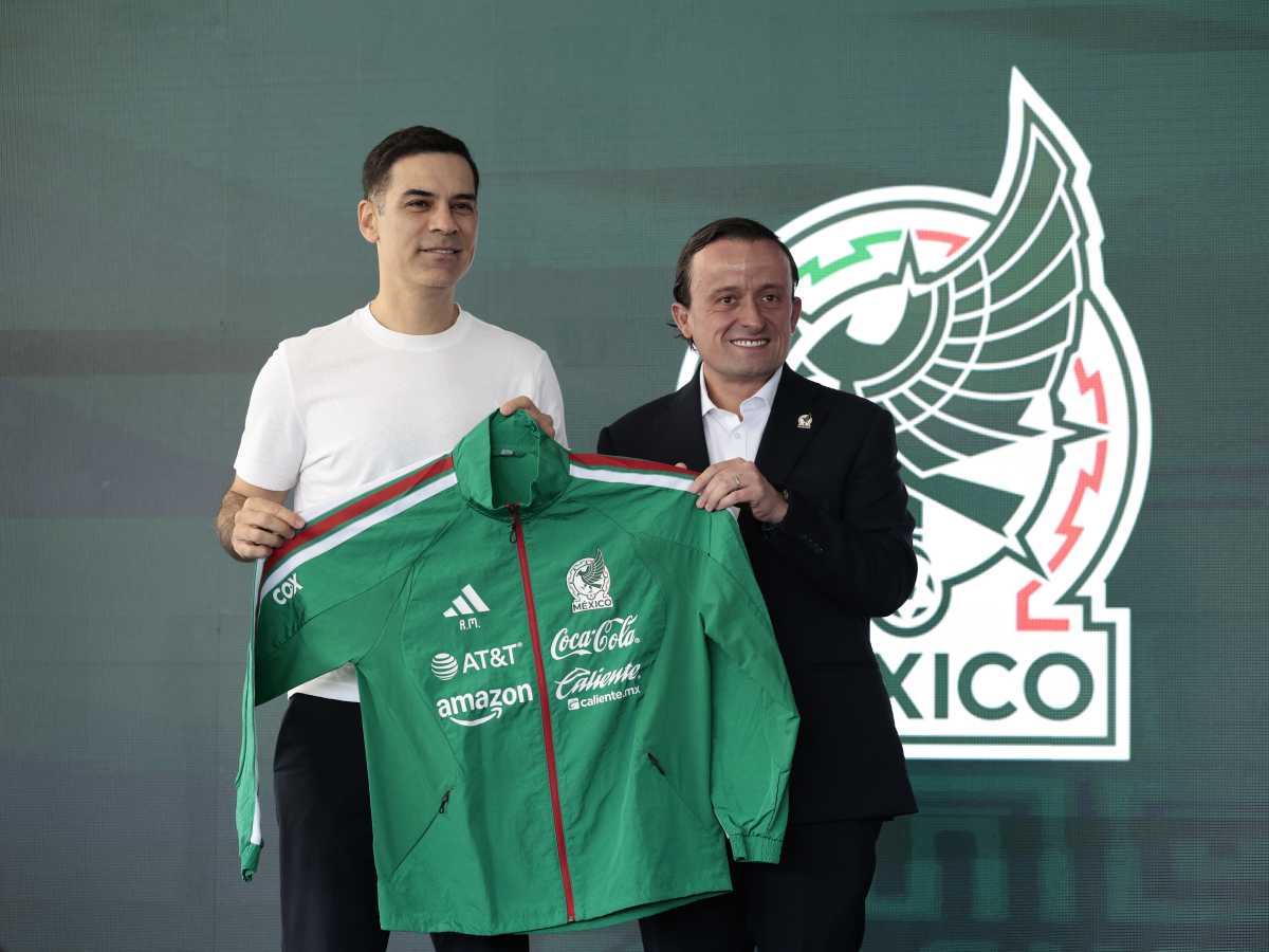 México enfrenta a Perú en partido internacional en Nueva Jersey