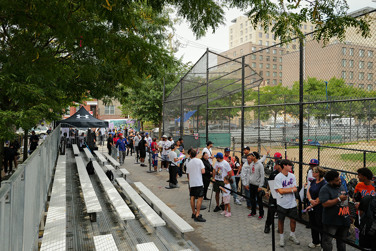 Juan Soto y Under Armour organizan clínica de béisbol y presentan "La Fiera" en NYC