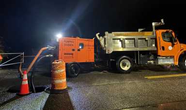 Fuerte tormenta Nor’easter provoca inundaciones y cortes de electricidad en Long Island
