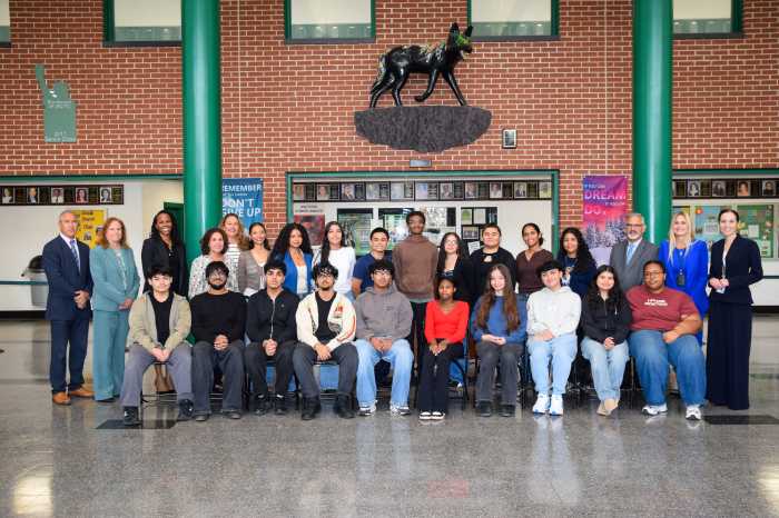 Brentwood anuncia a los 10 estudiantes con mejor promedio de la promoción de 2027