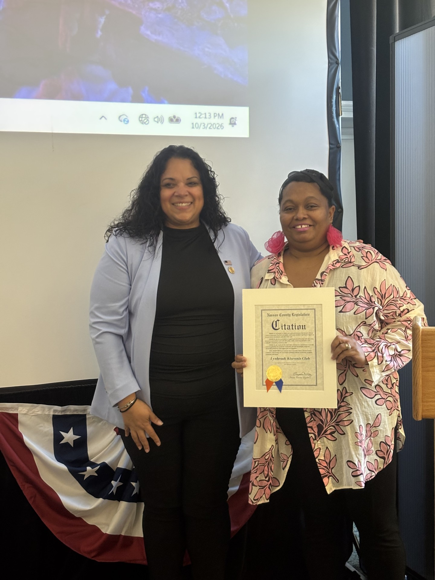Legisladora Nuñez se une al Club Kiwanis de Lynbrook en evento sobre el cáncer de mama