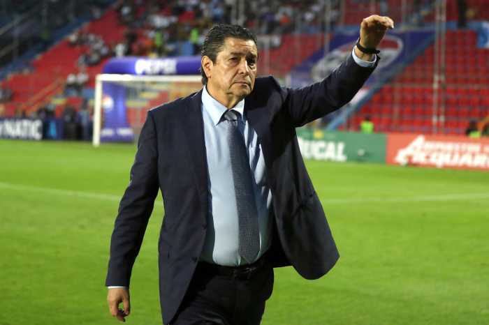 Guatemala supera 1-0 a Surinam y avanza a 4tos de la Liga de Naciones