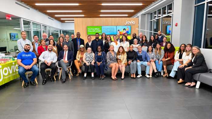 Cámara de Comercio Hispana de Long Island y Jovia Financial Credit Union celebran evento de networking por el "Mes de la Herencia Hispana"