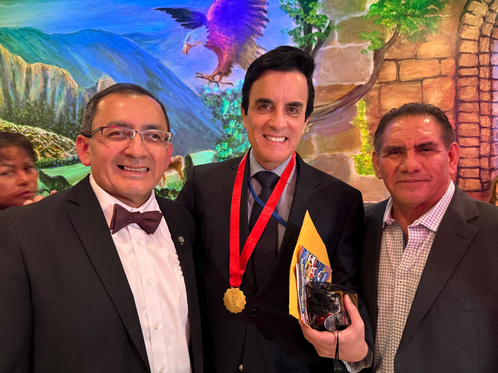 Canciller Carlos Espá se reunió con la prensa peruana de Nueva York y del Perú